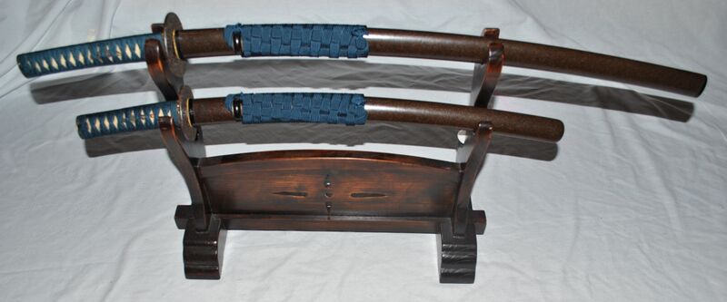 Файл:Antique Japanese (samurai) daisho koshirae..JPG