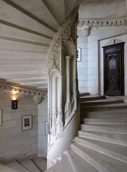Файл:Chaumont escalier.JPG