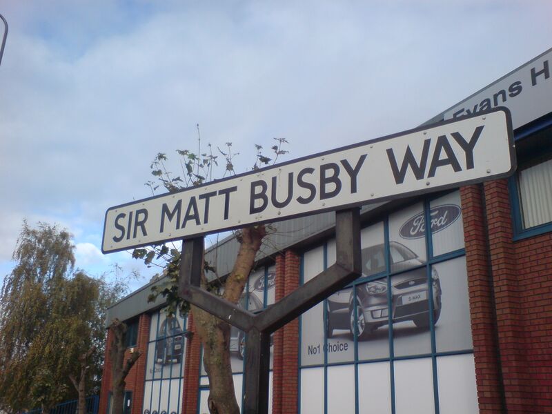 Файл:Sir Matt Busby Way.jpg