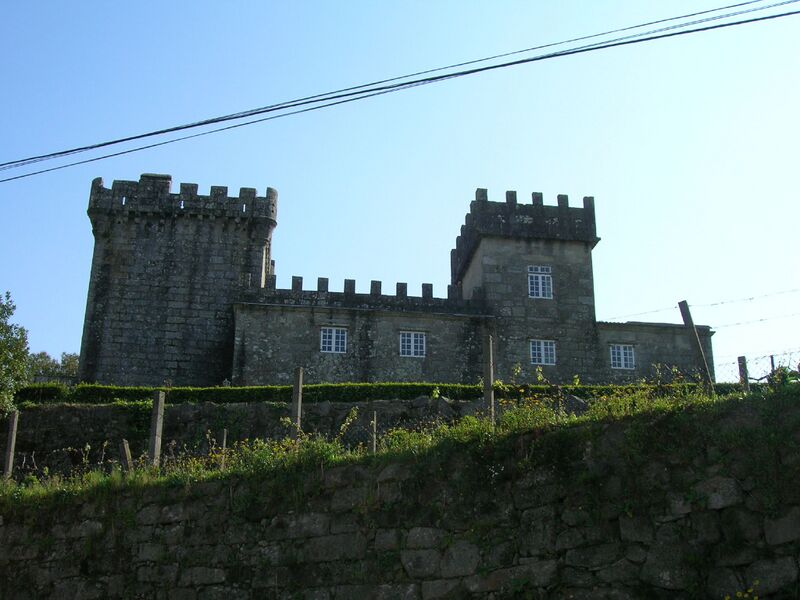 Файл:Castillo de Tebra.jpg