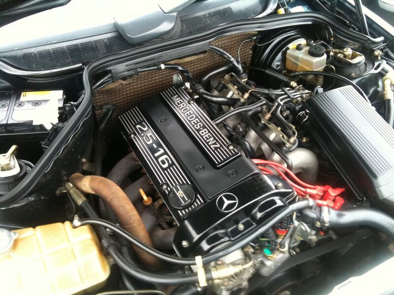 Файл:2.5-16 Cosworth.JPG