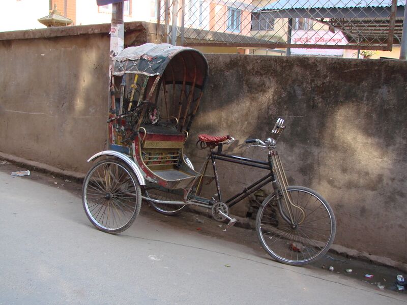 Файл:Rickshaw-katm-nepal.JPG
