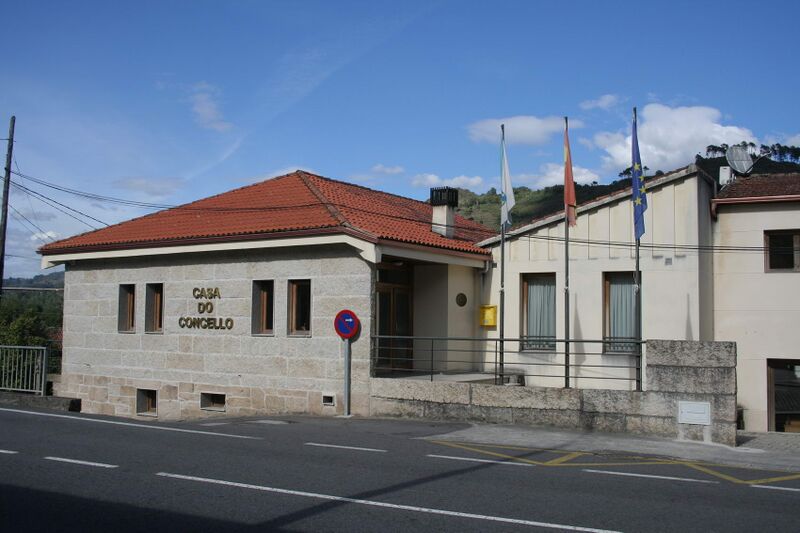 Файл:Concello de Punxín.JPG