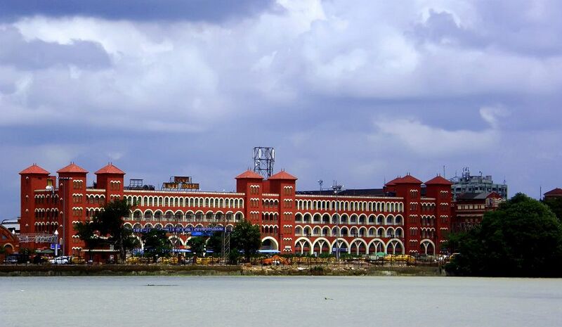 Файл:Howrah Station.jpg