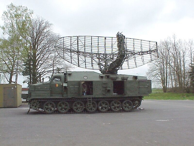 Файл:P-40 Long Track.JPG