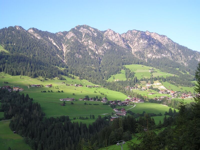 Файл:AlpbachTirol.JPG