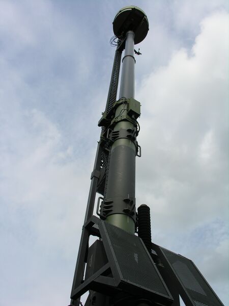 Файл:KWS-RMB mast.jpg