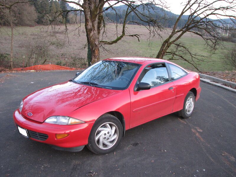 Файл:1995 Chevrolet Cavalier.JPG
