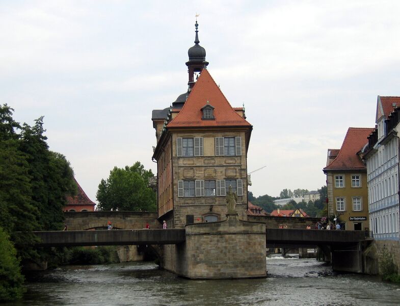 Файл:Bamberg-Rathaus3-Asio.JPG
