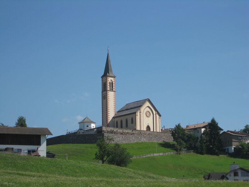 Файл:Pfarrkirche Aldein 1.JPG