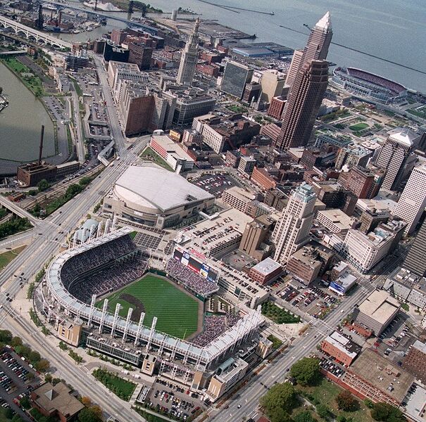 Файл:Jacobs Field Cleveland.JPG