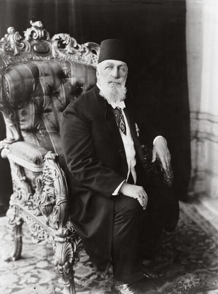 Файл:Portrait Caliph Abdulmecid II.jpg