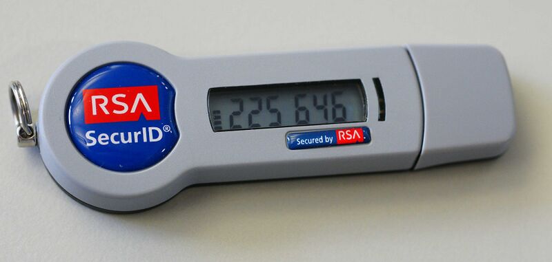 Файл:RSA SecurID SID800.jpg