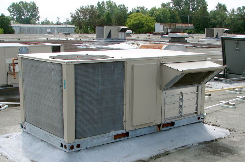 Файл:Rooftop Packaged Units.JPG