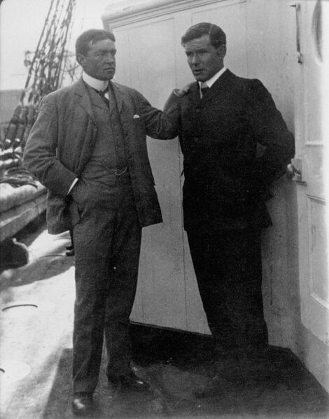 Файл:Shackleton and Davidson 1903.jpg
