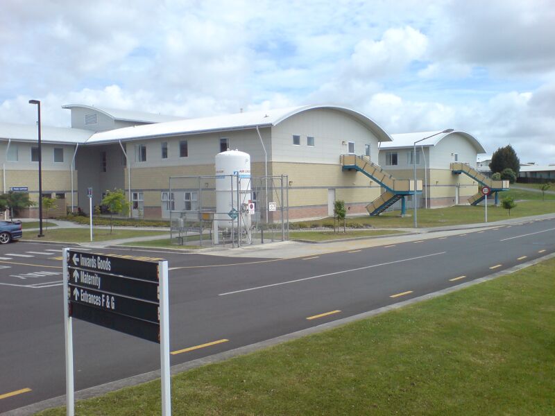 Файл:Waitakere Hospital Some Views II.jpg