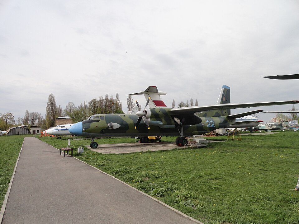 Файл:Ан-26.JPG