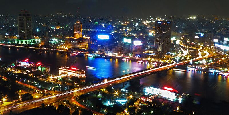 Файл:Cairo at night ..jpg
