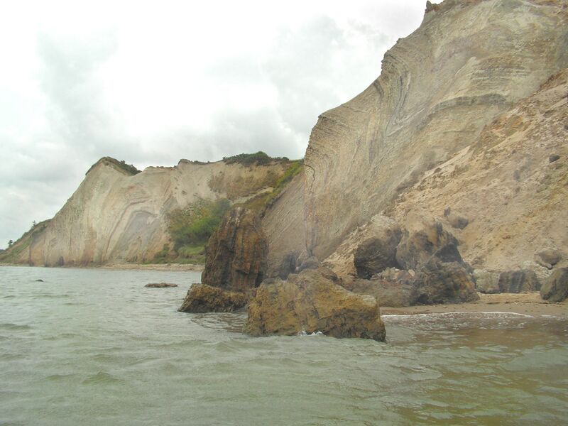 Файл:Fur cliffs.jpg