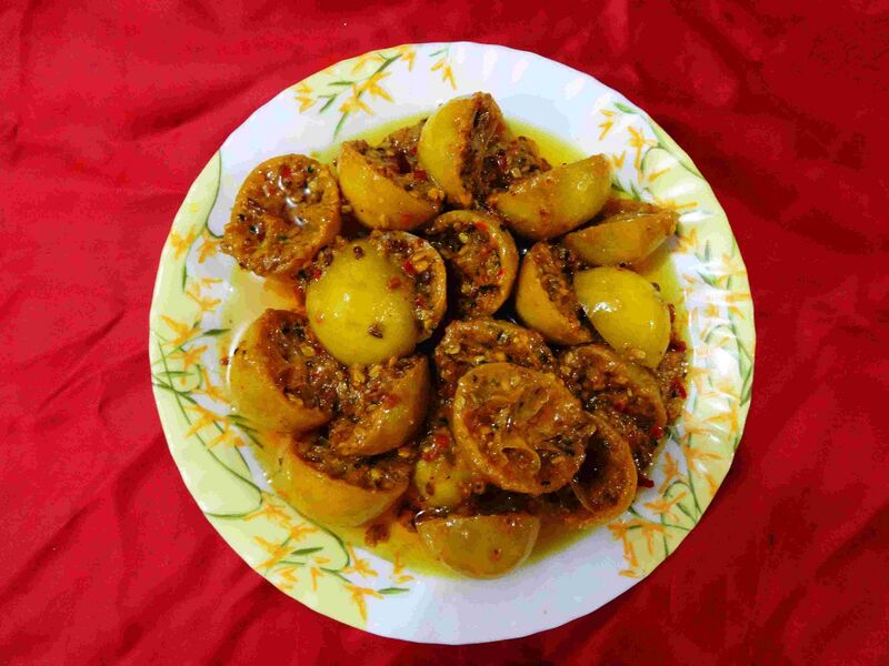 Файл:Lemon Pickle in Oil.JPG