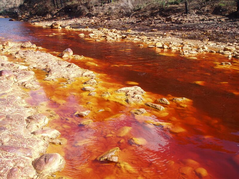 Файл:Riotintoagua.jpg