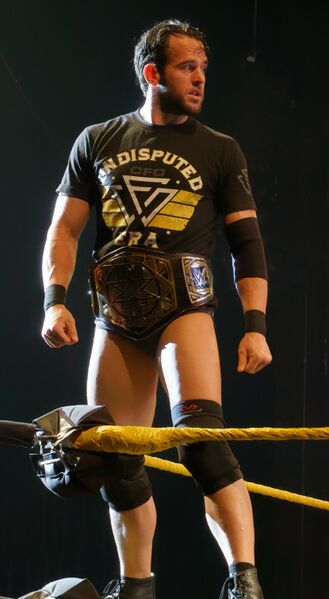 Файл:Roderick Strong 2018.jpg