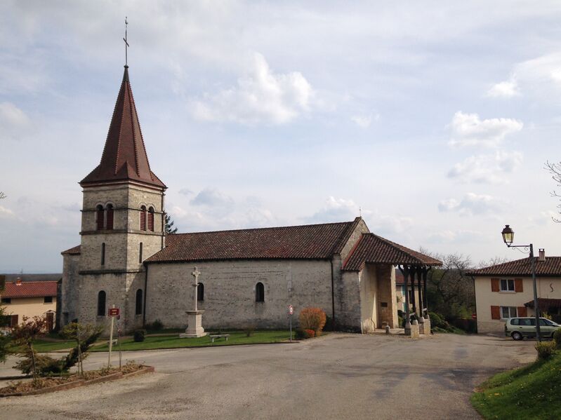 Файл:Église Chaveyriat.JPG