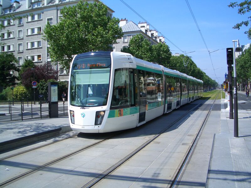 Файл:Tramway à Paris.JPG