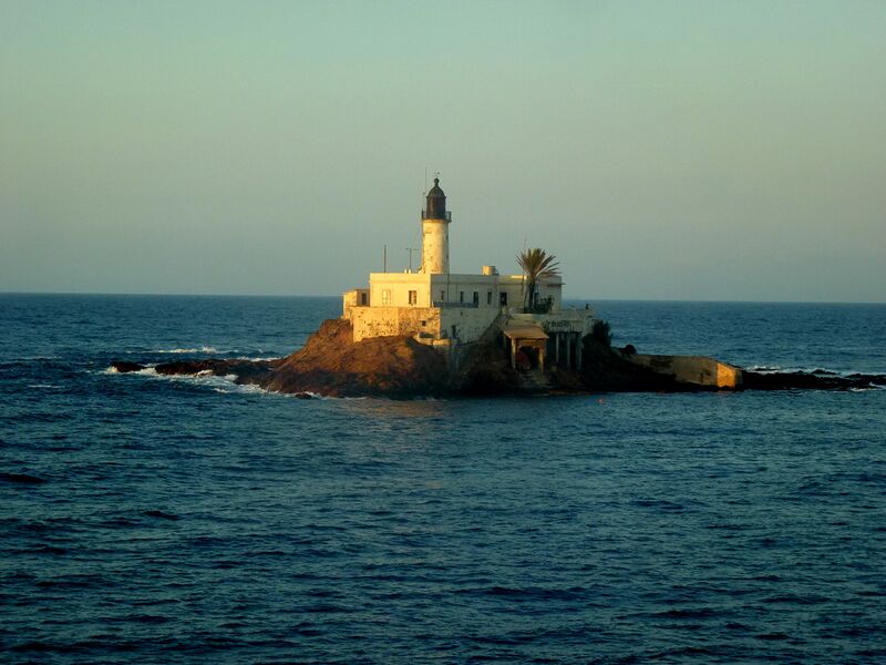 Файл:Arzew lighthouse.jpg