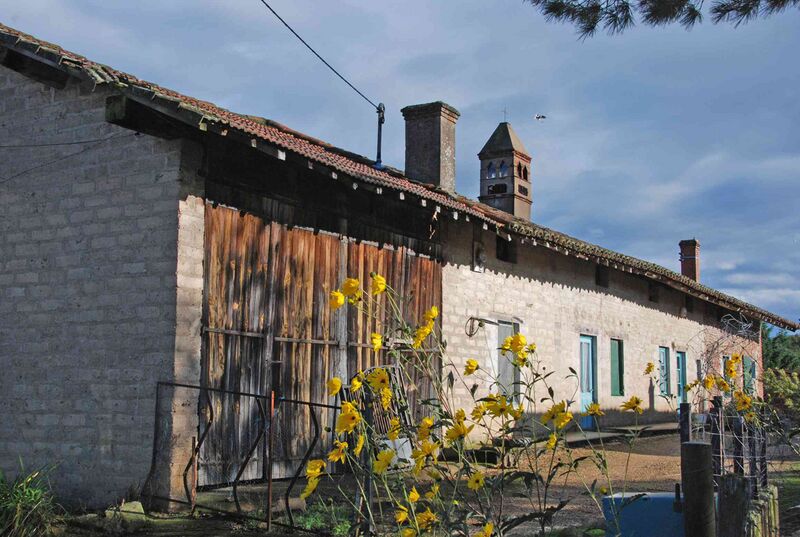 Файл:Ferme de Locel.JPG