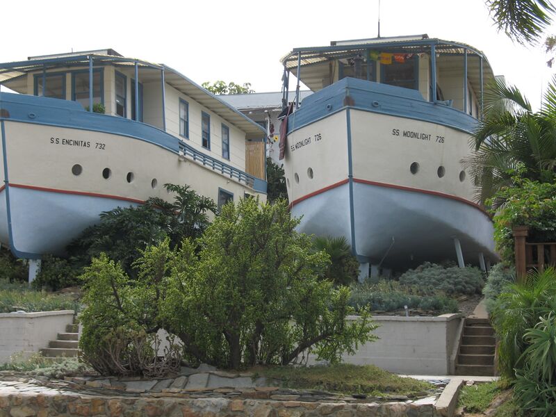Файл:Boathouses, Encinitas.JPG