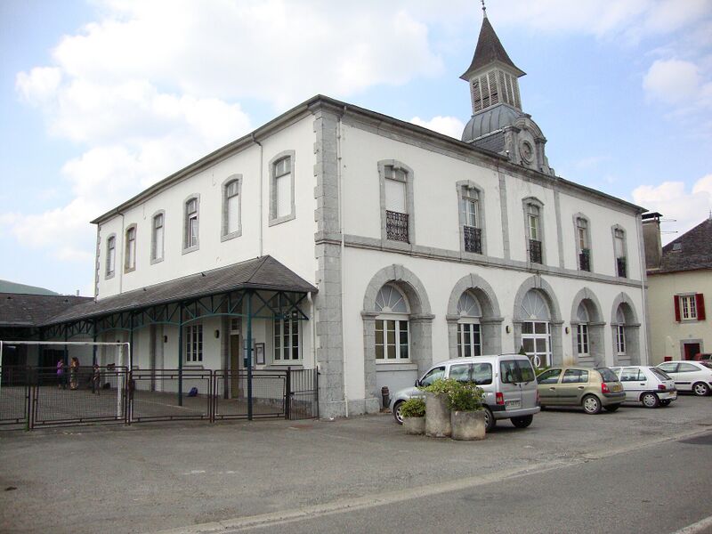 Файл:Aramits (Pyr-Atl, Fr) école.JPG