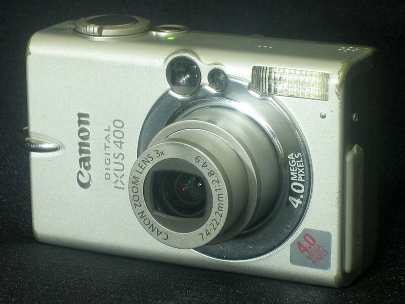 Файл:Canon Digital IXUS 400 front.jpg