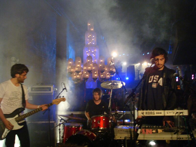 Файл:MidnightJuggernauts.JPG
