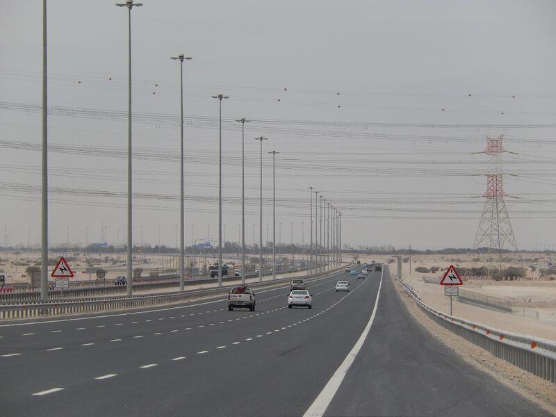 Файл:Qatar, Dukhan Highway.JPG
