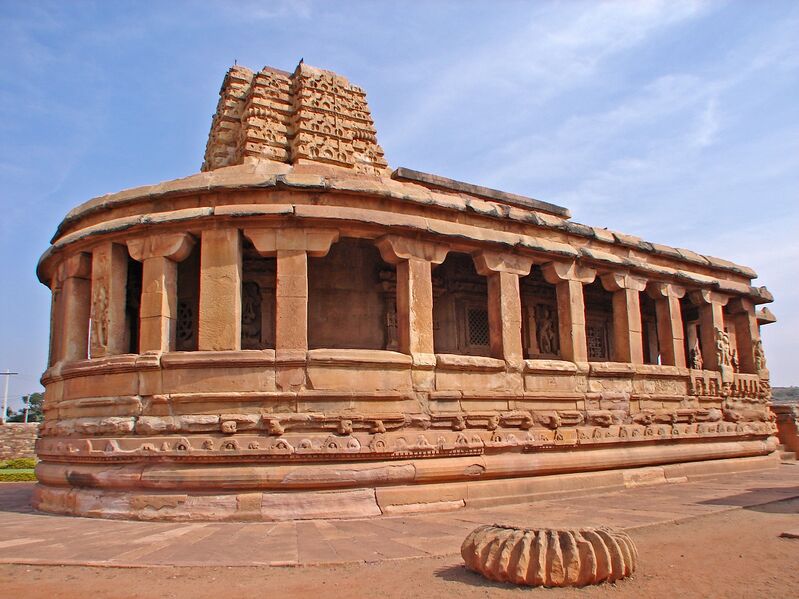 Файл:Durga Temple - General View.jpg