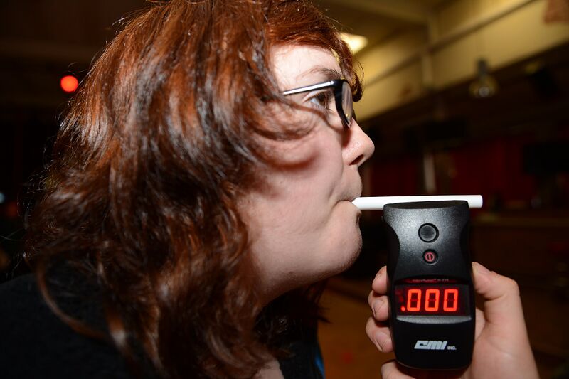 Файл:Breathalyzer study.jpg