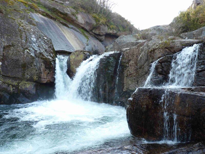 Файл:Cascata Castro Laboreiro-62.JPG