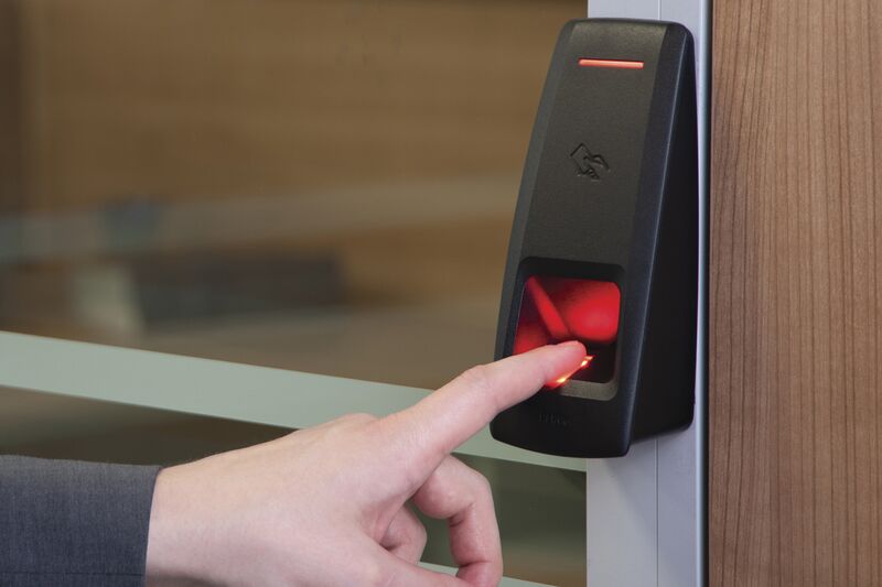 Файл:PERCo CL15 biometric controller.jpg