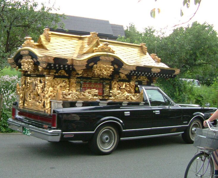 Файл:JapaneseHearse.JPG