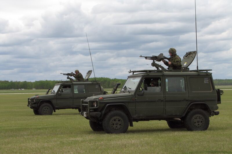 Файл:Two Canadian Forces G-Wagons.jpg