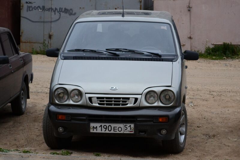 Файл:Lada 2120.JPG