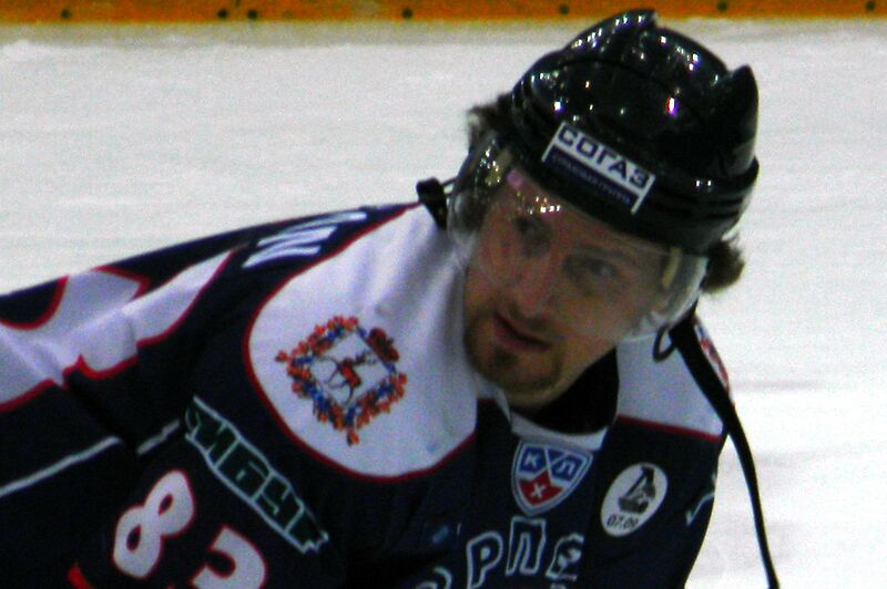 Файл:Matt Ellison 2011-10-27.JPG