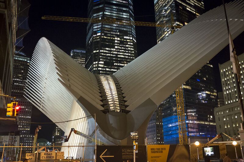 Файл:WTC Hub September 2015 vc.jpg