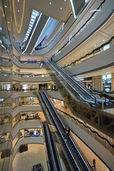 Файл:Chengdu IFS Atrium.jpg