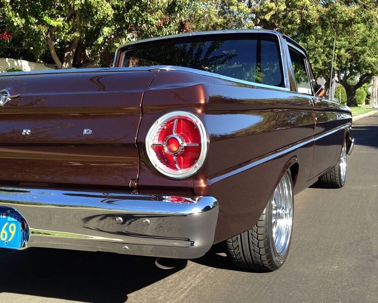 Файл:Ford Ranchero 1965..JPG