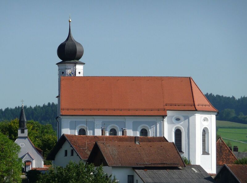Файл:Pfarrkirche Loitzendorf.JPG