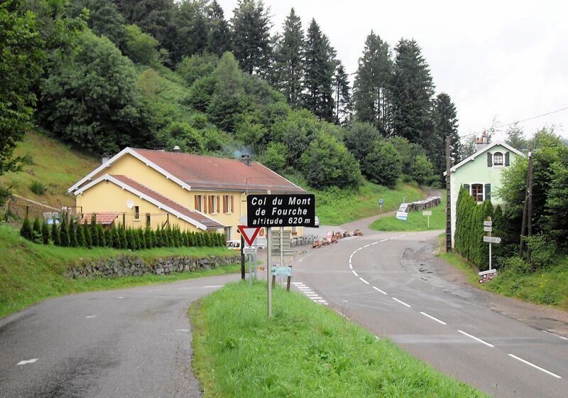 Файл:Col du Mont de Fourche.jpg