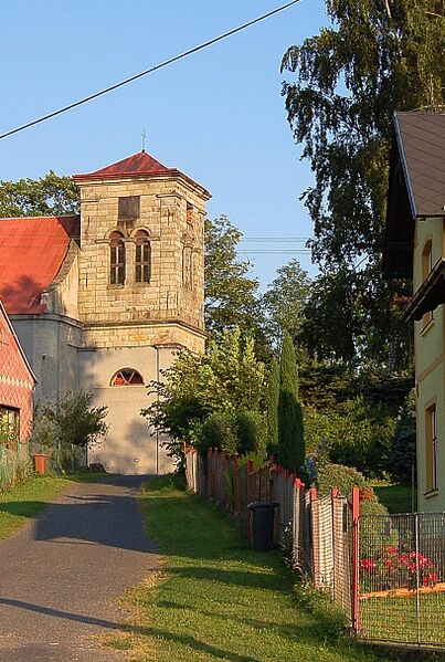 Файл:Halze-Blick Kirche.JPG