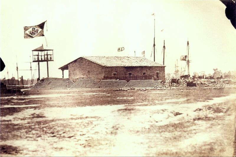 Файл:Port of Humaita 02.jpg